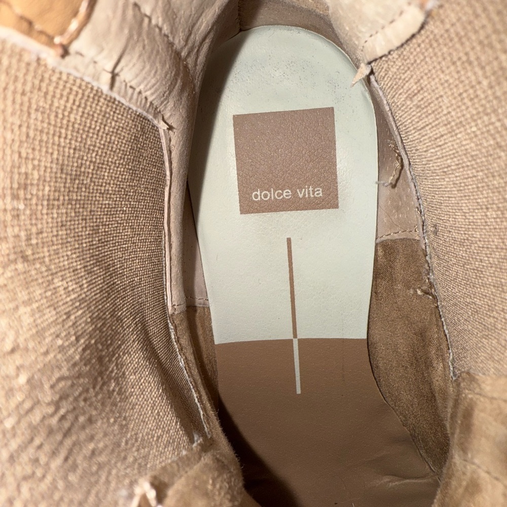 Dolce Vita sand/tan ankle boots - Picture 7 of 9